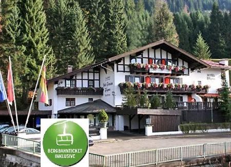 Hotel Wagner Riezlern Exterior foto